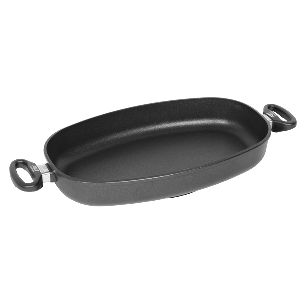 Сковорода для запекания 40x24 см AMT Frying Pans арт. AMT74024EX Сковорода для запекания 40x24 см AMT Frying Pans арт. AMT74024EXСковороды<br>Сковорода для запекания 40x24 см AMT Frying Pans арт. AMT74024EX<br> <br>высота (см): 6.0диаметр (см): 40.0толщина дна (см): 1крышка: нетматериал: алюминийпокрытие: антипригарноепредметов в наборе (штук): 1ручки: фиксированныестрана: Германиятип варочной поверхности: все типы поверхностей, кроме индукционной<br>Сковороды серии Diamond Crystal изготовлены из высокопрочного материала по специальной технологии с использованием алмазных кристаллов. Плюсом новой технологии является отсутствие в составе покрытия перфтороктановой кислоты, что делает продукцию компании AMT абсолютно безопасной для здоровья человека.<br>Серия Diamond Crystal обладают высокой стойкостью покрытия. Такие качества, как надежность, термостойкость и долговечность посуды Diamond Crystal достигается благодаря использованию алмазных кристаллов, природные свойства которых позволяют мгновенно распределять тепло. Процесс приготовления вкусной и здоровой пищи становится более простым и приятным.<br>Сковороды Diamond Crystal подходят практически для всех видов плит. Они оснащены съемной жаропрочной ручкой, благодаря чему изделия можно использовать в духовке при температуре до 210°С. Таким образом сковороды пригодны не только для жарки, но и для тушения и запекания.<br>