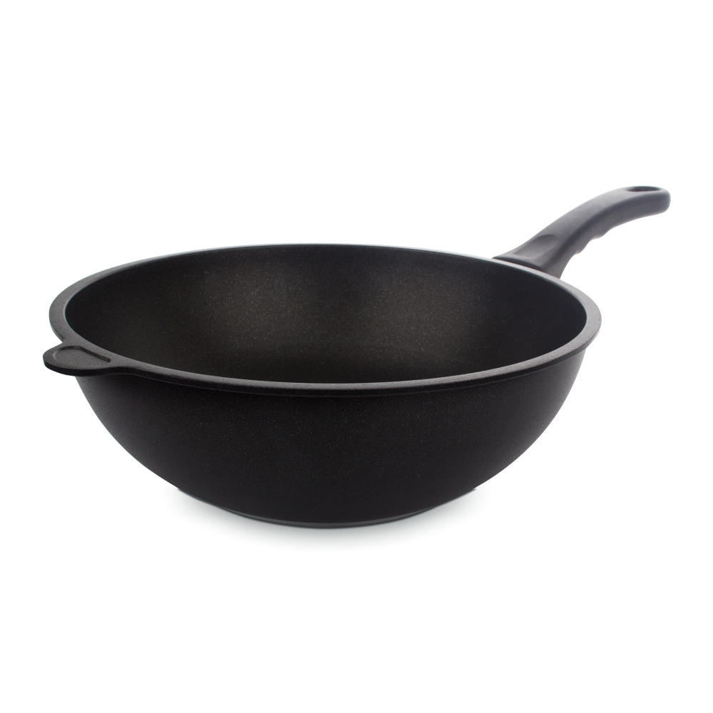 Вок 28 см (2,2 л) AMT Frying Pans арт. AMT1128S FIX Вок 28 см (2,2 л) AMT Frying Pans арт. AMT1128S FIXВоки<br>Вок 28 см (2,2 л) AMT Frying Pans арт. AMT1128S FIX<br> <br>высота (см): 11.0диаметр (см): 28.0толщина дна (см): 1крышка: нетматериал: алюминийобъем (л): 2.20покрытие: антипригарноепредметов в наборе (штук): 1ручки: фиксированныестрана: Германиятип варочной поверхности: все типы поверхностей, кроме индукционной<br>Сковороды серии Diamond Crystal изготовлены из высокопрочного материала по специальной технологии с использованием алмазных кристаллов. Плюсом новой технологии является отсутствие в составе покрытия перфтороктановой кислоты, что делает продукцию компании AMT абсолютно безопасной для здоровья человека.<br>Отсутствие в составе покрытия перфтороктановой кислоты делает продукцию компании AMT абсолютно безопасной для здоровья человека.<br>Серия Diamond Crystal обладают высокой стойкостью покрытия. Такие качества, как надежность, термостойкость и долговечность посуды Diamond Crystal достигается благодаря использованию алмазных кристаллов, природные свойства которых позволяют мгновенно распределять тепло. Процесс приготовления вкусной и здоровой пищи становится более простым и приятным.<br>Сковороды Diamond Crystal подходят практически для всех видов плит. Они оснащены съемной жаропрочной ручкой, благодаря чему изделия можно использовать в духовке при температуре до 210°С. Таким образом сковороды пригодны не только для жарки, но и для тушения и запекания.<br>
