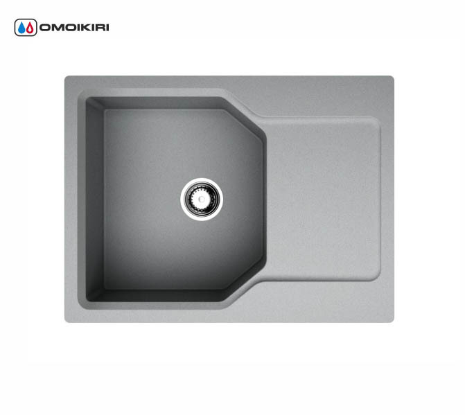 Кухонная мойка из искусственного гранита (Artgranit) OMOIKIRI Yonaka 65-GR (4993346) Кухонная мойка из искусственного гранита (Artgranit) OMOIKIRI Yonaka 65-GR (4993346)Кухонные мойки из искусственного гранита<br>Кухонная мойка из искусственного гранита (Artgranit) OMOIKIRI Yonaka 65-GR (4993346)<br> <br><br><br><br><br>Преимущества моек из Artgranit<br><br><br><br><br><br><br><br><br>Устойчива к царапинам<br>Устойчива к ударам<br>Не впитывает запахи<br>Не окрашивается от продуктов<br><br><br><br><br>«Artgranit» – создан на основе твердых частиц кварца и гранита, а также прочного связующего полимера.<br>Благодаря прочности и устойчивости кварца к различным природным и химическим воздействиям, данный материал стал незаменимым в различных отраслях, в том числе и в производстве моек.<br>Мойки из «Artgranit» устойчивы к любым механическим повреждениям: деформациям, сколам, царапинам.<br>В составе гранитных моек «Artgranit» пристутствуют специальные антибактериальные защитные комплексы с ионами серебра.<br>Мойки из материала «Artgranit» устойчивы к термическим воздействиям и достойно выдерживают температурные перепады.<br>За время использования Ваша мойка не потеряет свой первоначальный цвет благодаря применению инновационной технологии пигментации кварцевого песка, а не связующего компонента в специальных печах при температуре более 600 градусов.<br>Оборачиваемая чаша мойки.<br>Комплектация:<br><br>крепления;<br>донный клапан (автоматический донный клапан приобретается отдельно);<br>сифон.<br><br><br><br><br><br>Руководство по монтажу<br><br><br><br>Официальный сертифицированный продавец OMOIKIRI™<br>