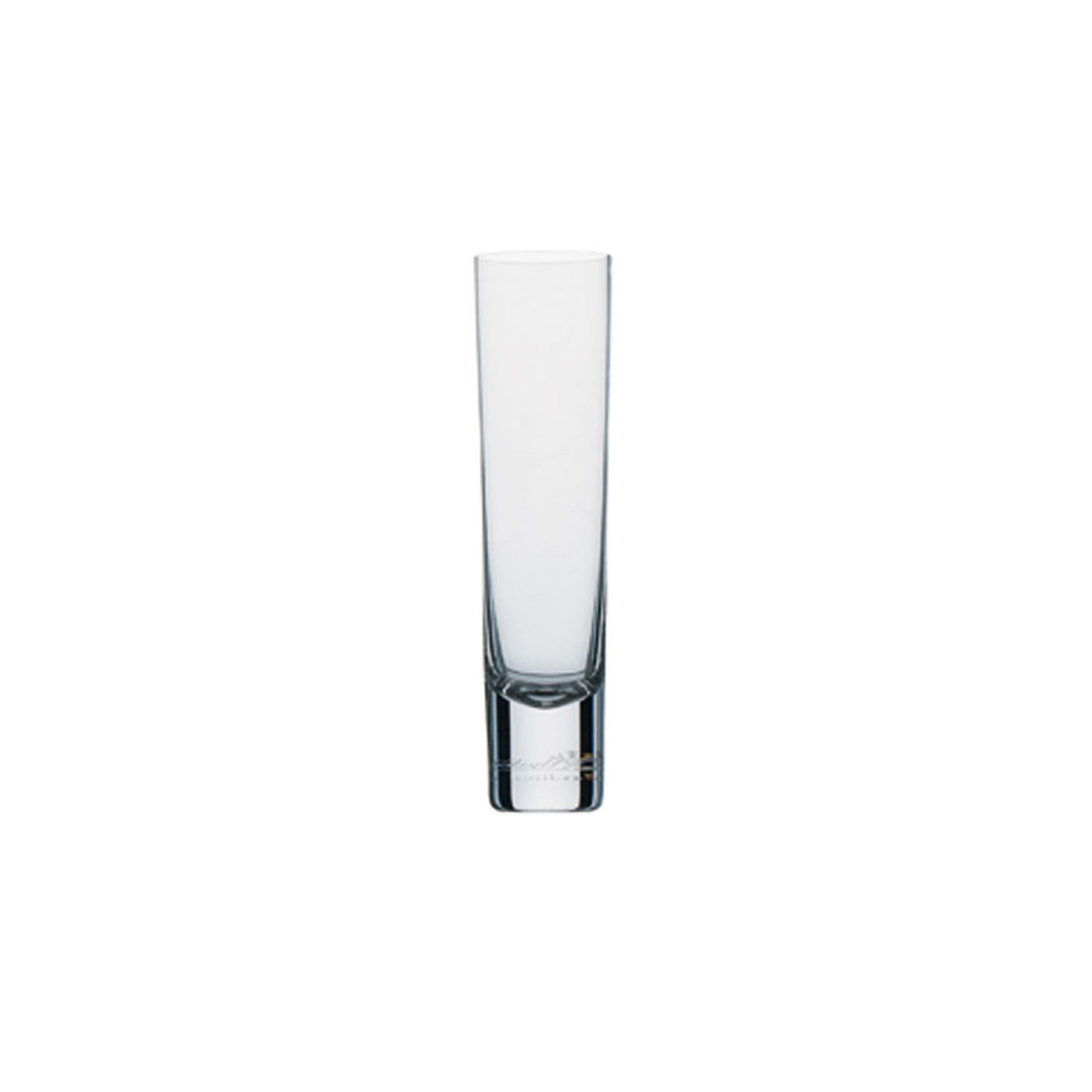 Штоф для шнапса, водки Vero 120 мл, высота 17,5 см (Хрусталь и стекло Rosenthal) Штоф для шнапса, водки Vero 120 мл, высота 17,5 см (Хрусталь и стекло Rosenthal)Хрусталь и стекло Rosenthal<br>Штоф для шнапса, водки Vero 120 мл, высота 17,5 смКоллекция Vero: современный, лаконичный, удобный дизайн. <br>Материал: хрустальБренд: RosenthalПроизводитель: Rosenthal, ГерманияПодходит для мытья в посудомоечной машине, но мы рекомендуем делать это вручную.<br>Если все же использовать посудомоечную машину - располагайте предметы под небольшим углом, чтобы не оставалось следов, когда вода стекает. Необходимо позаботиться о том, чтобы стеклянные предметы были уложены так, чтобы они не касались друг друга. Выбирайте деликатный режим и низкую температуру, используйте мягкое моющее средство. Не используйте слишком много моющего средства.<br>