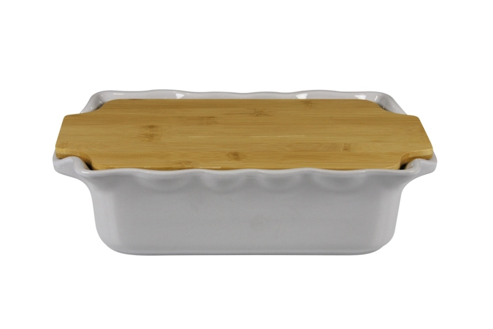 Форма с доской прямоугольная 33,5 см Appolia Cook&Stock GREY 131033504 Форма с доской прямоугольная 33,5 см Appolia Cook&Stock GREY 131033504Скидки на товары для кухни<br>Форма с доской прямоугольная 33,5 см Appolia Cook&Stock GREY 131033504<br> <br>В оригинальной коллекции Cook&Stoock присутствуют мягкие цвета трех оттенков. Закругленные углы облегчают чистку. Легко использовать. Компактное хранение. В комплекте натуральные крышки из бамбука, которые можно использовать в качестве подставки, крышки и разделочной доски. Прочная жароустойчивая керамика экологична и изготавливается из высококачественной глины. Прочная глазурь устойчива к растрескиванию и сколам, не содержит свинца и кадмия. Глина обеспечивает медленный и равномерный нагрев, деликатное приготовление с сохранением всех питательных веществ и витаминов, а та же долго сохраняет тепло, что удобно при сервировке горячих блюд.<br>