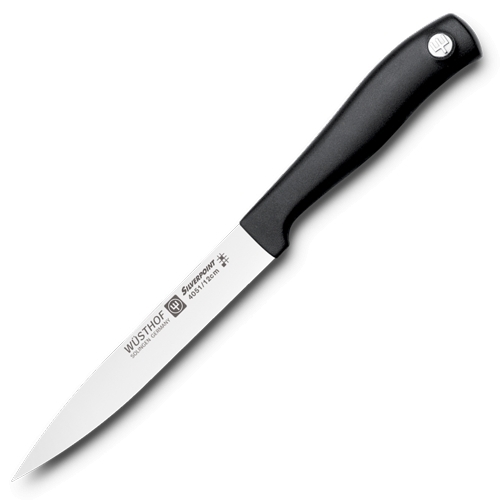 Нож кухонный универсальный 12 см WUSTHOF Silverpoint (Золинген) арт. 4051 WUS Нож кухонный универсальный 12 см WUSTHOF Silverpoint (Золинген) арт. 4051 WUSКухонные ножи WUSTHOF Silverpoint<br>Нож кухонный универсальный 12 см WUSTHOF Silverpoint (Золинген) арт. 4051 WUS<br> <br>Отличительные особенности<br>Что резать: подходит для нарезки не больших кусков мяса и рыбы, а также сыра, овощей и фруктов.<br>Материал лезвия: сталь кованая, молибден-ванадиевая (X50 Cr Mo V 15) - отличается высочайшим уровнем прочности, обеспечивающимся наличием молибдена и ванадия в ее составе. Оптимальная для ножей твердость лезвия объясняется повышенным содержанием углерода в составе металла и особой технологией его термообработки. Сталь X50CrMoV15 благодаря наличию в ее составе хрома, отличается также повышенной стойкостью к коррозии.<br>Лезвия ножей из стали марки X50CrMoV15 долгое время не нуждаются в дополнительной заточке, они не темнеют и практически не подвержены окислению. Вне зависимости от интенсивности эксплуатации ножи сохраняют свой первозданный вид на протяжении всего срока их использования.<br>Материал рукоятки: полипропилен - представляет собой пластический материал, который устойчив к сгибанию и ударам, отличается стойкостью к износу, обладает в условиях разных температур положительными электроизоляционными свойствами. Полипропилен незначительно подвергается воздействию щелочей, а также растворов солей и кислот даже при высокой температуре, не изменяют его структуры и минеральные и растительные масла.<br>Этот материал может растворяться исключительно в ароматических и хлорированных углеводородах, при этом температура последних должна быть довольно высокой. Полипропилен легко хлорируется, его можно кристаллизовать и смешивать с красителями. Изделия из этого материала можно стерилизовать паром — это не повлечет за собой их деформацию или изменение механических свойств.<br>Кому подойдет: хорошее соотношение цена-качество, отлично подойдет как для домашнего использования, так и для профессиональных поваров.<br>Описание<br>Невероятно острые ножи от ведущего немецкого производителя. Клинки серии Silverpoint затачиваются вручную, а качество их изготовления проверяется при помощи лазерных технологий. В основе каждого из этих ножей — высококачественная нержавеющая сталь исключительной твёрдости. Конструкция «фулл-тангл» гарантирует клинкам длительный срок использования, а режущая кромка каждого лезвия дополнительно тестируется на отсутствие дефектов.<br>В коллекции Silverpoint немецкая марка Wuesthof представляет ножи современного дизайна с эргономичной, нескользящей ручкой. Это — надёжные, качественные и, что немаловажно, недорогие инструменты для ежедневного использования. Производитель даёт гарантию на свою продукцию, а их подлинность подтверждается фирменной гравировкой на лезвии.<br>