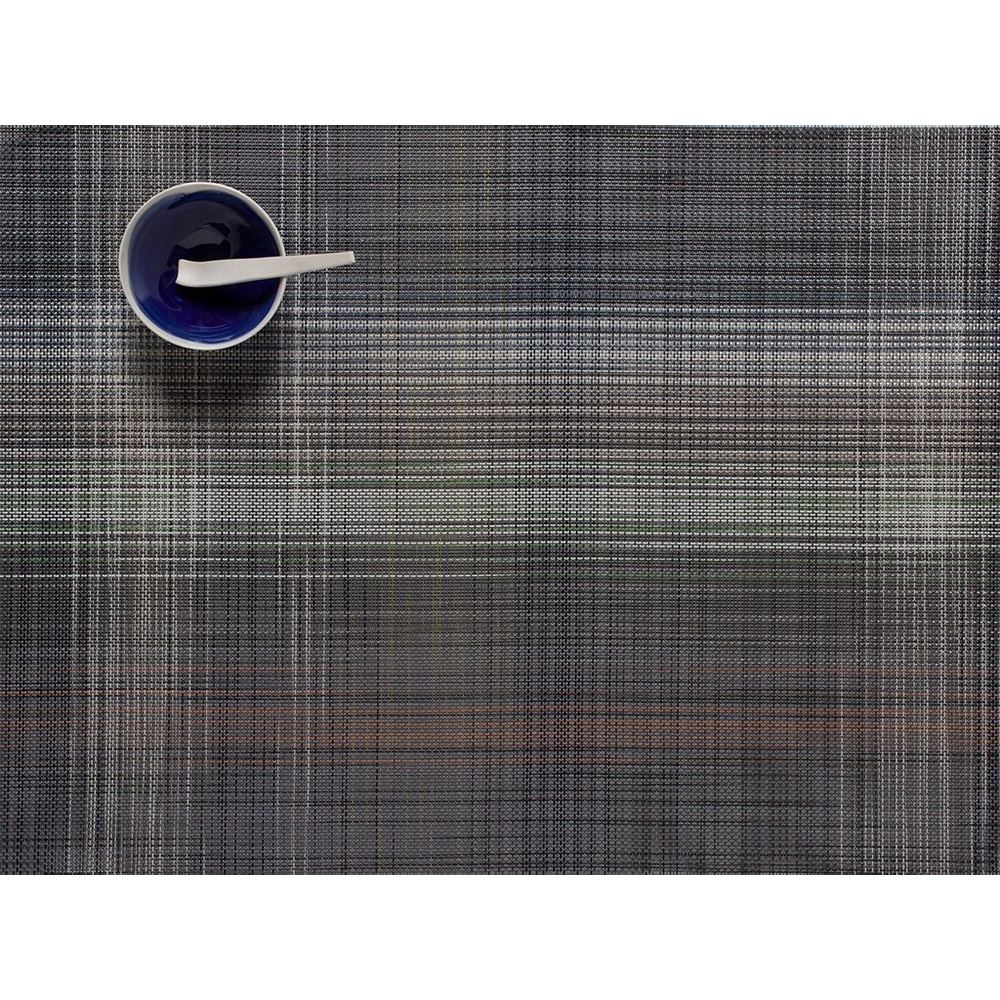 Салфетка подстановочная, винил, (36х48), GREY CHILEWICH Plaid арт. 100411-001 Салфетка подстановочная, винил, (36х48), GREY CHILEWICH Plaid арт. 100411-001Сервировка стола<br>длина (см): 48материал: винилпредметов в наборе (штук): 1страна: СШАширина (см): 36.0<br>Официальный продавец CHILEWICH<br>