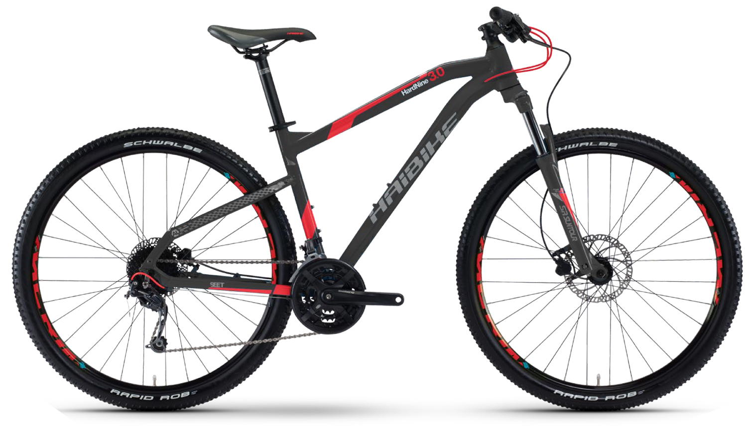 Haibike Seet Hard Nine 3.0 (2017) Haibike Seet Hard Nine 3.0 (2017)Горные<br>Haibike Seet HardNine 3.0 придется по вкусу райдерам, которые предпочитают катание по загородным лесам и по бездорожью. Большие колеса 29 дюймов, обутые в покрышки Schwalbe Rapid Rob, обеспечат высокую проходимость и отличный накат. Рама изготовлена из алюминиевого сплава Aluminium 6061, благодаря чему удалось добиться высокой прочности и малого веса, а современная геометрия позволит кататься без усталости долгое время. Надежные дисковые гидравлические тормоза Tektro HD-M285 остановят велосипед в нужный момент.<br>