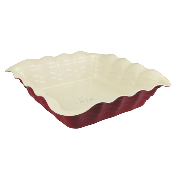 Форма для выпечки Rondell Wavy 25x25 см RDF-436 Форма для выпечки Rondell Wavy 25x25 см RDF-436Формы для выпечки Rondell<br>Форма для выпечки Rondell Wavy 25x25 см RDF-436<br> <br>Размер: 25x25 см.<br>Углеродистая сталь - 0.6 мм. Внутреннее антипригарное покрытием Xylan плюс от Whitford. Внешнее антипригарное покрытие для легкого ухода. Упаковка - бумажная вкладка. Подходит для использования в посудомоечных машинах.<br>