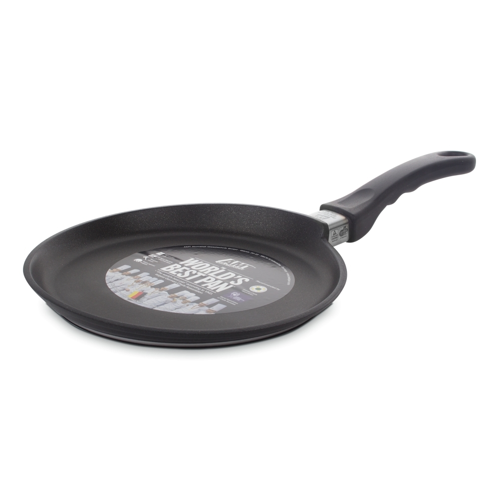 Сковорода для блинов 24 см AMT Frying Pans арт. AMT124FIX Сковорода для блинов 24 см AMT Frying Pans арт. AMT124FIXБлинницы<br>Сковорода для блинов 24 см AMT Frying Pans арт. AMT124FIX<br> <br>высота (см): 1.0диаметр (см): 24.0толщина дна (см): 1крышка: нетматериал: алюминийпокрытие: антипригарноепредметов в наборе (штук): 1ручки: фиксированныестрана: Германиятип варочной поверхности: все типы поверхностей, кроме индукционной<br>Сковороды серии Diamond Crystal изготовлены из высокопрочного материала по специальной технологии с использованием алмазных кристаллов. Плюсом новой технологии является отсутствие в составе покрытия перфтороктановой кислоты, что делает продукцию компании AMT абсолютно безопасной для здоровья человека.<br>Серия Diamond Crystal обладают высокой стойкостью покрытия. Такие качества, как надежность, термостойкость и долговечность посуды Diamond Crystal достигается благодаря использованию алмазных кристаллов, природные свойства которых позволяют мгновенно распределять тепло. Процесс приготовления вкусной и здоровой пищи становится более простым и приятным.<br>Сковороды Diamond Crystal подходят практически для всех видов плит. Они оснащены съемной жаропрочной ручкой, благодаря чему изделия можно использовать в духовке при температуре до 210°С. Таким образом сковороды пригодны не только для жарки, но и для тушения и запекания.<br>