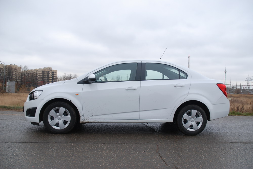 Шевроле Авео с пневмобаллонами chevrolet_aveo_s_pnevmoballonami_1_.jpg