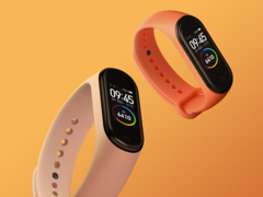 Xiaomi Mi Band 4 получил поддержку бесконтактных платежей по NFC в России