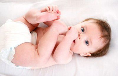 Какие подгузники лучше для новорожденных? Какие подгузники лучше для новорожденных?