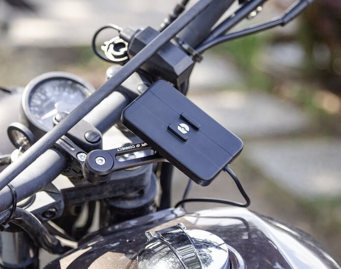 SP Connect Wireless Charging Module: зарядка для мотоциклистов SP Connect Wireless Charging Module: зарядка для мотоциклистов