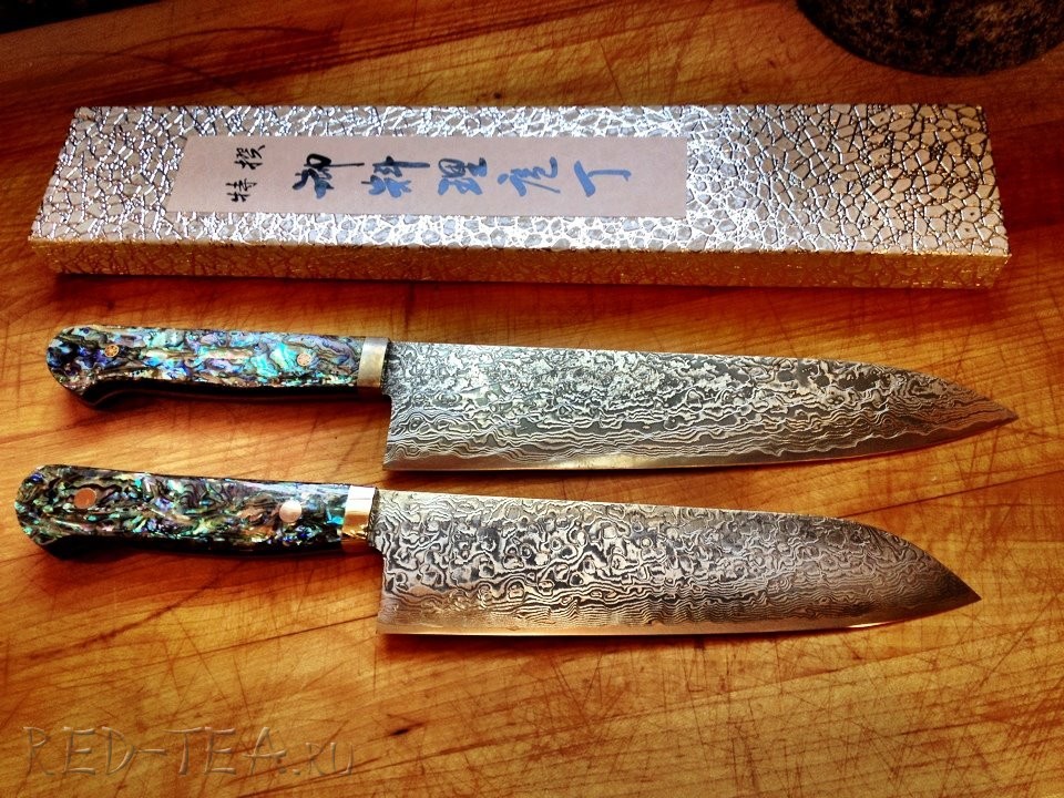 Какие ножи производит Hiroo Itou?