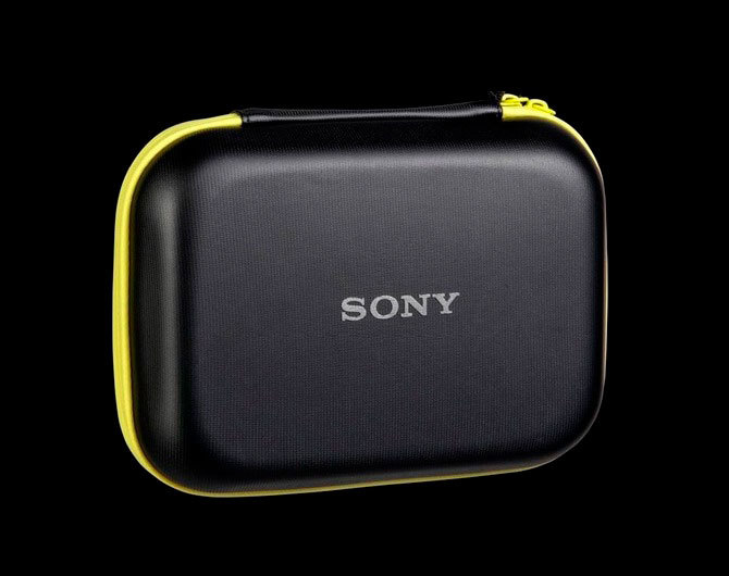 Кейс Sony (LCM-AKA1) – качественный аксессуар для качественной техники Кейс Sony (LCM-AKA1) – качественный аксессуар для качественной техники