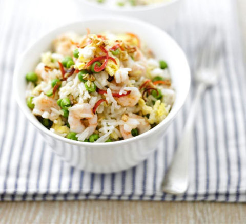 https://static-eu.insales.ru/images/products/1/1196/16016556/tai_fried_fice_with_prawns_and_pees.jpg
