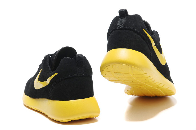 black and yellow roshe run