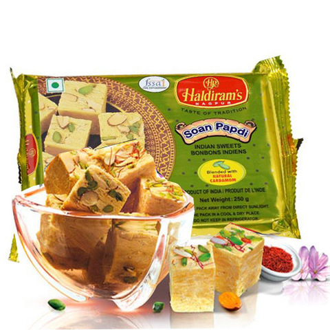 https://static-eu.insales.ru/images/products/1/1548/180913676/soan_papdi_haldirams_bharat.jpg