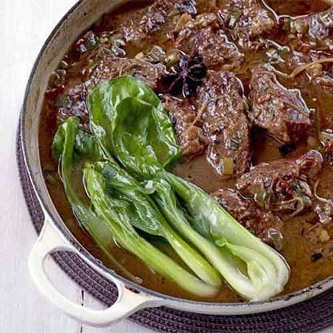 https://static-eu.insales.ru/images/products/1/1863/31622983/beef_with_sauce.jpg