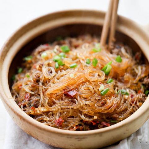 https://static-eu.insales.ru/images/products/1/2099/102025267/cellofane_stir-fry.jpg