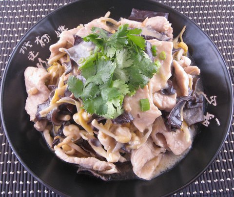 https://static-eu.insales.ru/images/products/1/2294/21407990/pork_with_dried_lilies.jpg