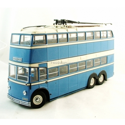 Scale model bus 1:43 NATI-A green//silver 1938