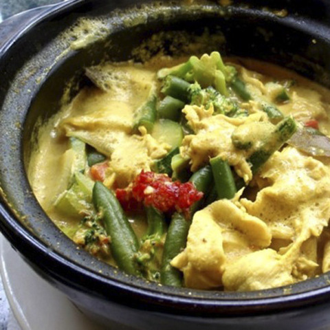 https://static-eu.insales.ru/images/products/1/2544/42945008/yellow_curry_Mr_tom_yum.jpg