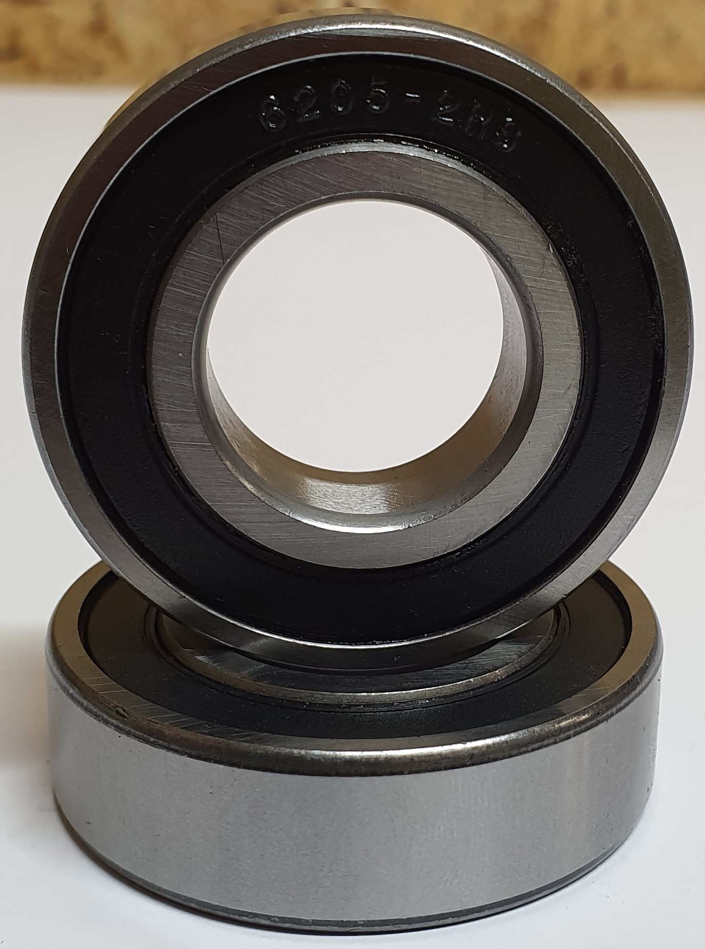 Подшипник 6205 2rs skf