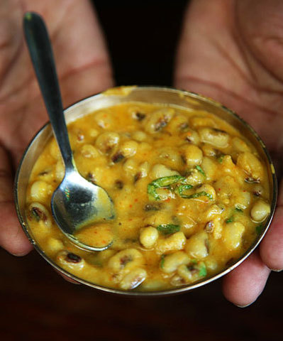 https://static-eu.insales.ru/images/products/1/2659/29649507/beans_curry.jpg