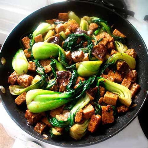 https://static-eu.insales.ru/images/products/1/2740/36899508/oyster_sauce_chicken.jpg