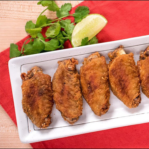https://static-eu.insales.ru/images/products/1/2914/165481314/fish_sauce_wings.jpg