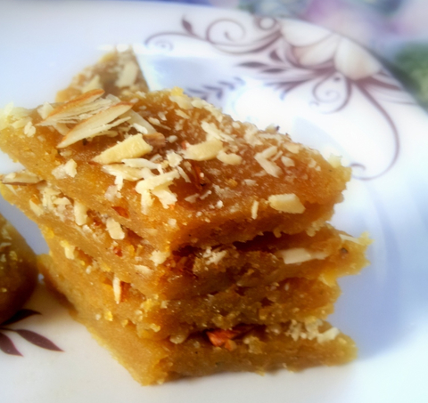 https://static-eu.insales.ru/images/products/1/3586/16903682/chana_dal_halwa.jpg