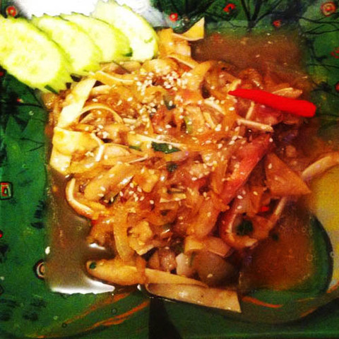 https://static-eu.insales.ru/images/products/1/3926/53849942/pig_ears.jpg