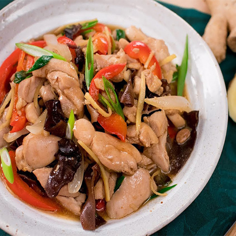 https://static-eu.insales.ru/images/products/1/4000/176787360/ginger_chicken_thai.jpg