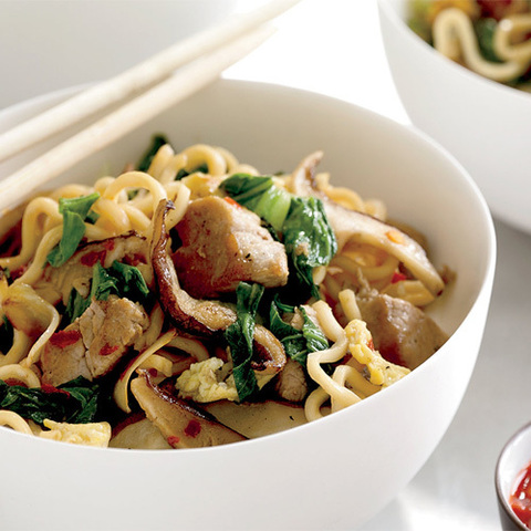 https://static-eu.insales.ru/images/products/1/4501/129274261/egg_noodles_pad_se_ew.jpg