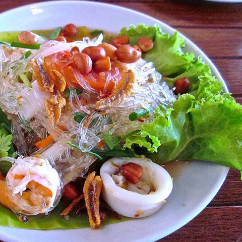 https://static-eu.insales.ru/images/products/1/4915/107795251/thai_noodle_salad.jpg