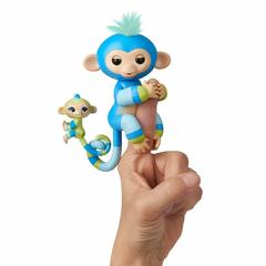 Fingerlings Интерактивная обезьянка 