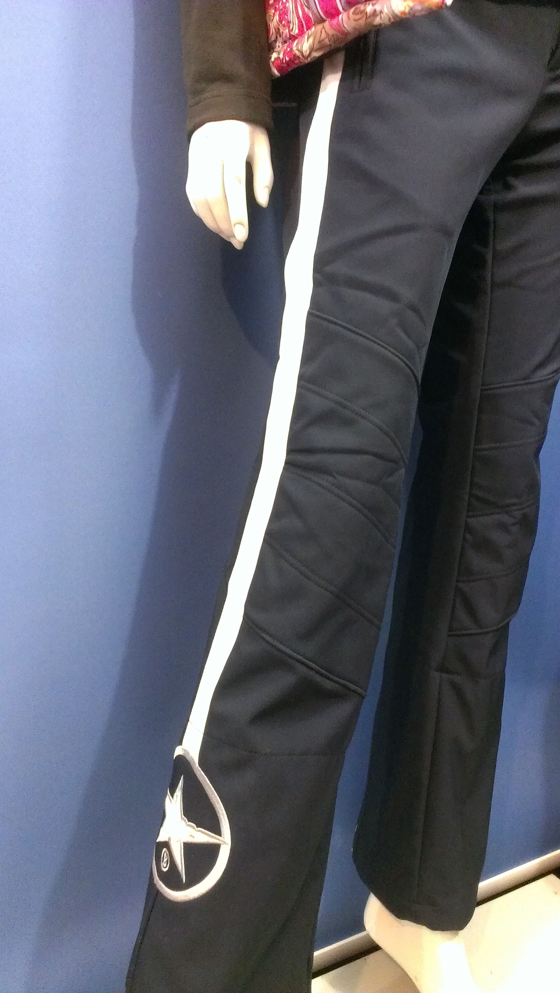 Горнолыжные костюмы женские bogner доставка