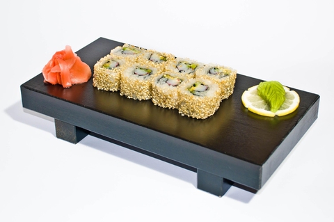 https://static-eu.insales.ru/images/products/1/6279/9689223/0552013001333825754_california_sesame_maki.jpg