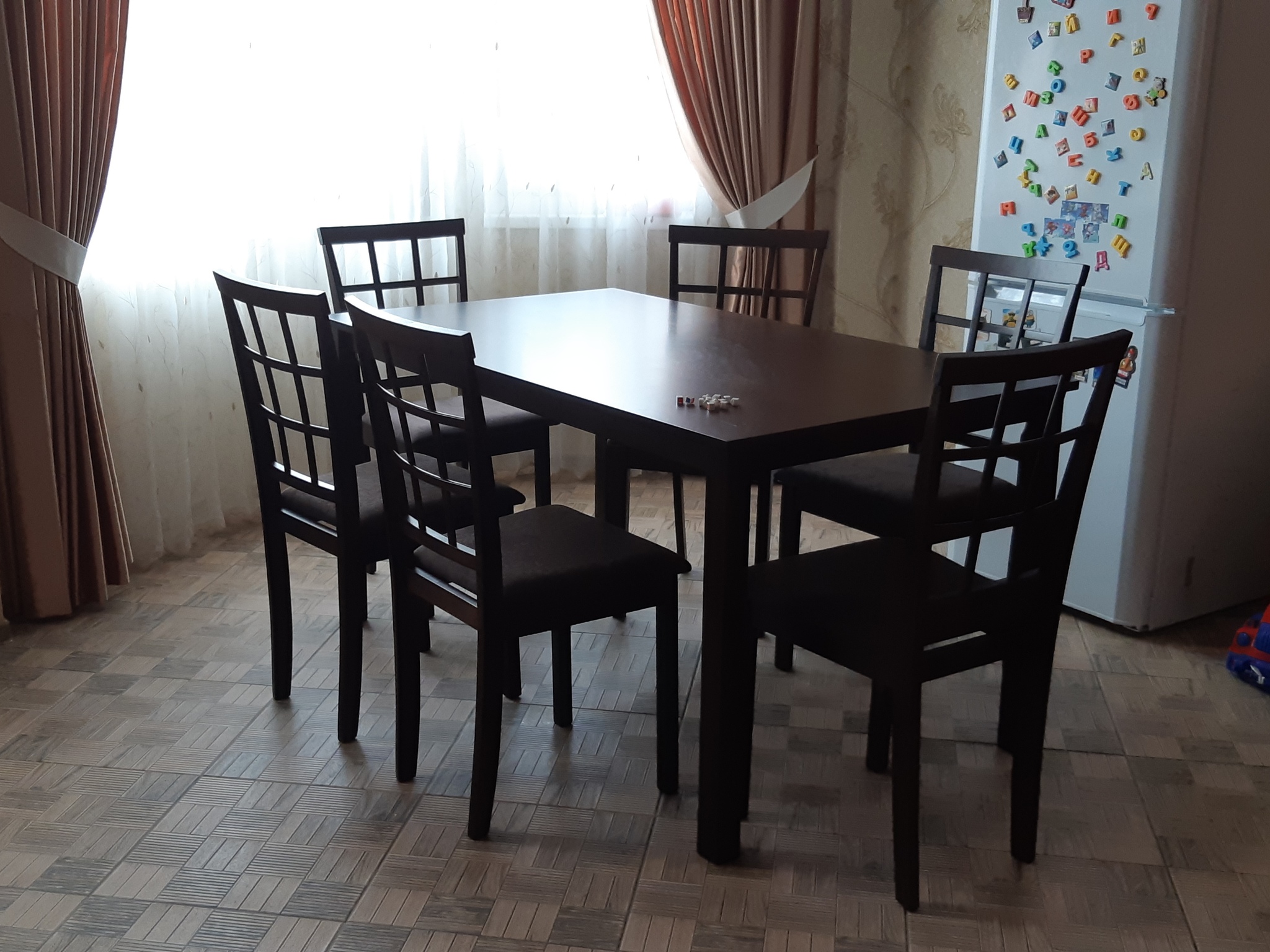 Кухонные столы Пушкинская 130