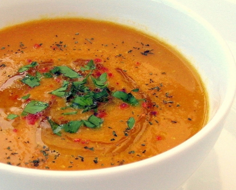 https://static-eu.insales.ru/images/products/1/6333/9689277/0192074001332657904_Red_lentil_soup.jpg