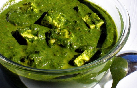 https://static-eu.insales.ru/images/products/1/6334/9689278/0913163001332672439_Palak_paneer.jpg