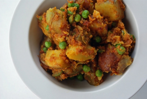 https://static-eu.insales.ru/images/products/1/6353/9689297/0873310001332502355_Curried_Potatoes.jpg
