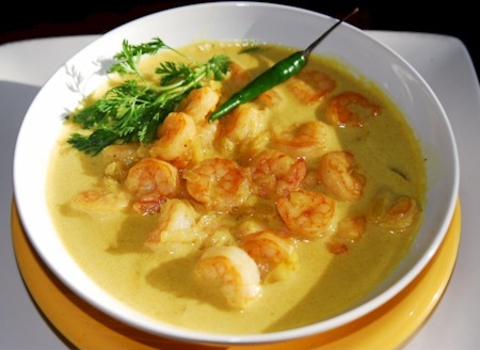 https://static-eu.insales.ru/images/products/1/6371/9689315/0938467001333908260_Indian_shrimp_curry.jpg