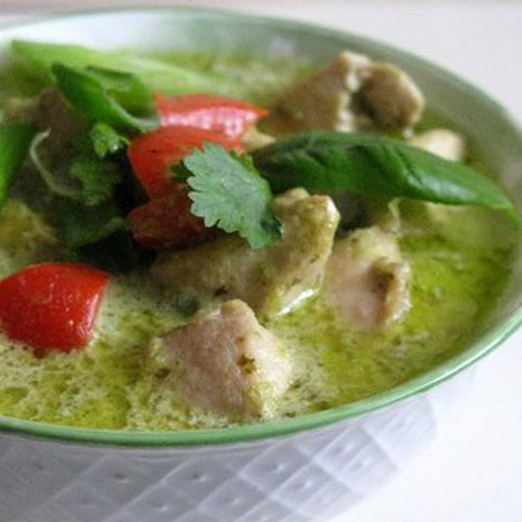 https://static-eu.insales.ru/images/products/1/6431/68860191/pork_kiwi_green_curry.jpg