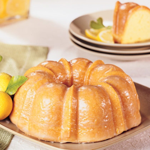 https://static-eu.insales.ru/images/products/1/6459/9689403/0725128001345186232_lemon_cake.jpg
