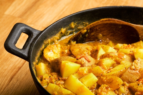 https://static-eu.insales.ru/images/products/1/6472/9689416/0944331001348210734_potatoes_with_sesame_curry.jpg