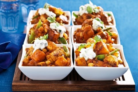 https://static-eu.insales.ru/images/products/1/6494/9689438/0231078001352467676_korma_with_peas.jpg