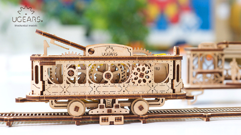 Деревянные конструкторы Ugears. Модель Трамвайная линия (коллекция Механический город)