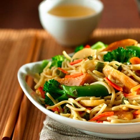 https://static-eu.insales.ru/images/products/1/6752/30579296/thai_vegetables.jpg