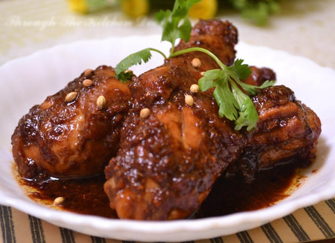 https://static-eu.insales.ru/images/products/1/7448/23436568/chicken_tamarind_coriander_sauce.jpg
