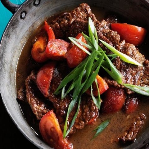 https://static-eu.insales.ru/images/products/1/7918/96902894/beef_sweet_soy_sauce.jpg