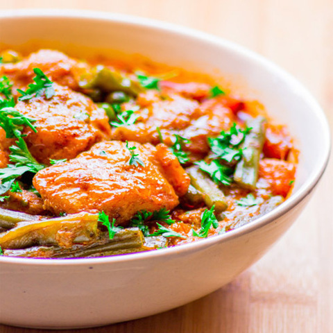 https://static-eu.insales.ru/images/products/1/7966/60604190/red_curry_fish.jpg